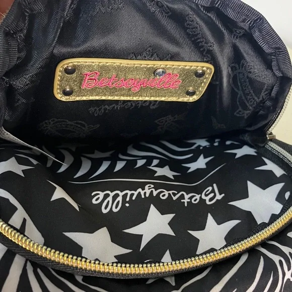 Betseyville x Betsey Johnson Stripe It While It Hot Mini Crossbody Bag - Picture 6 of 13